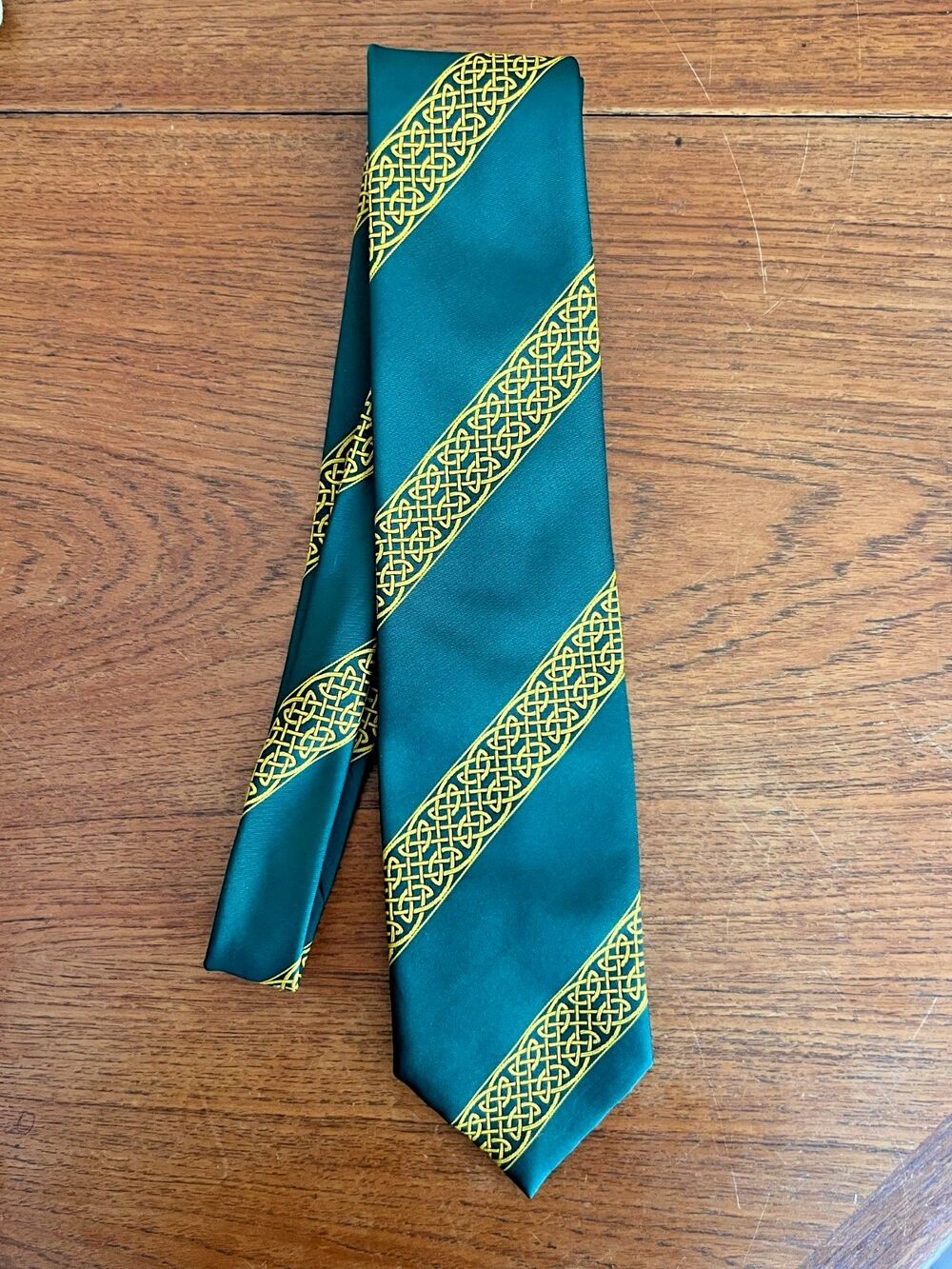 Vintage Irish Celtic Knot Green Gold Tie